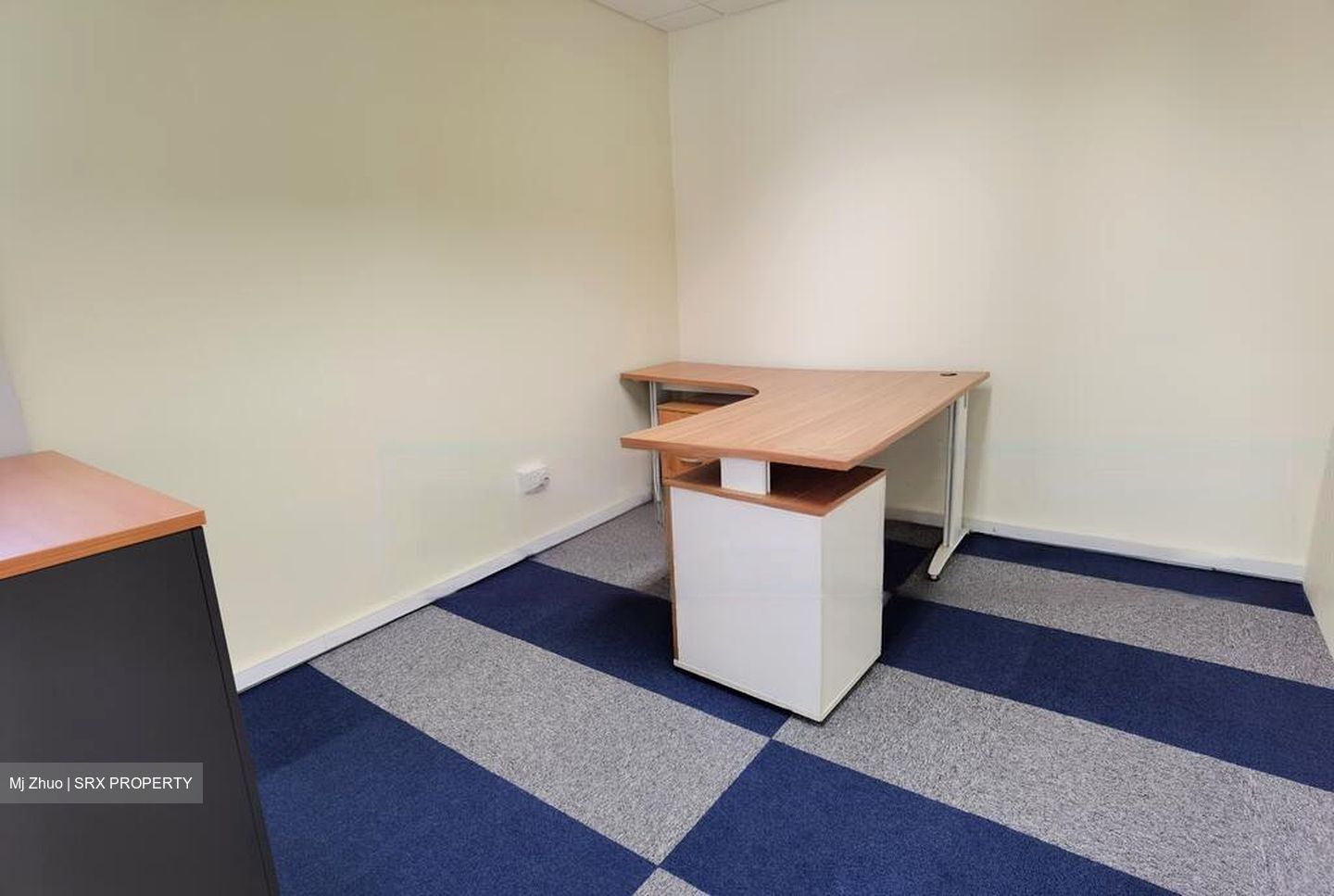 San Centre (D3), Office #586618221